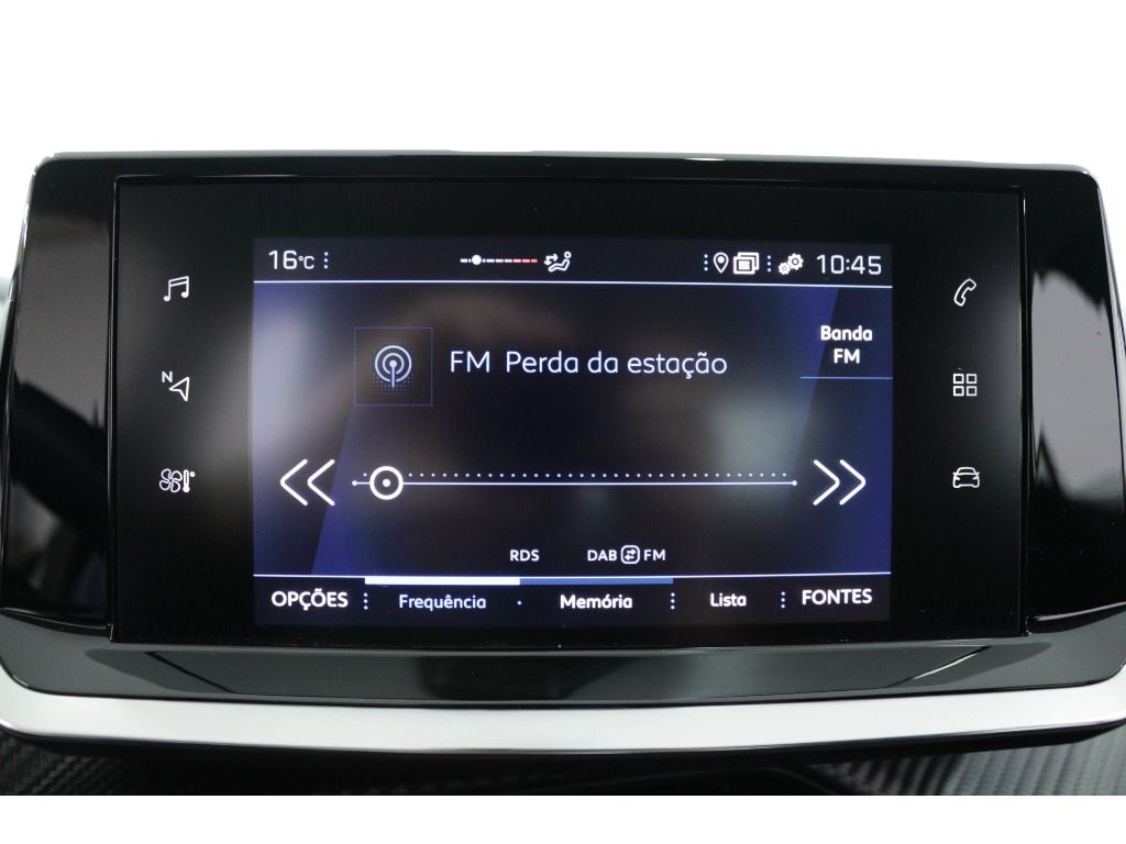 peugeot-208-2022-diesel-1499cc