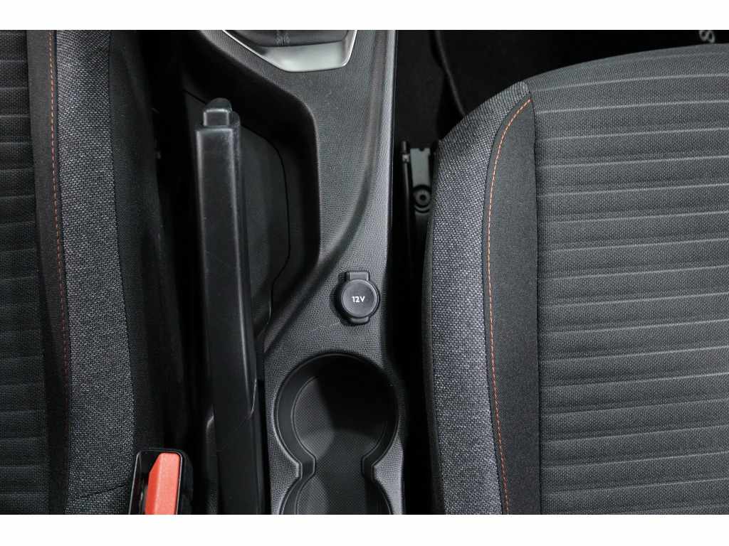 peugeot-208-2022-diesel-1499cc