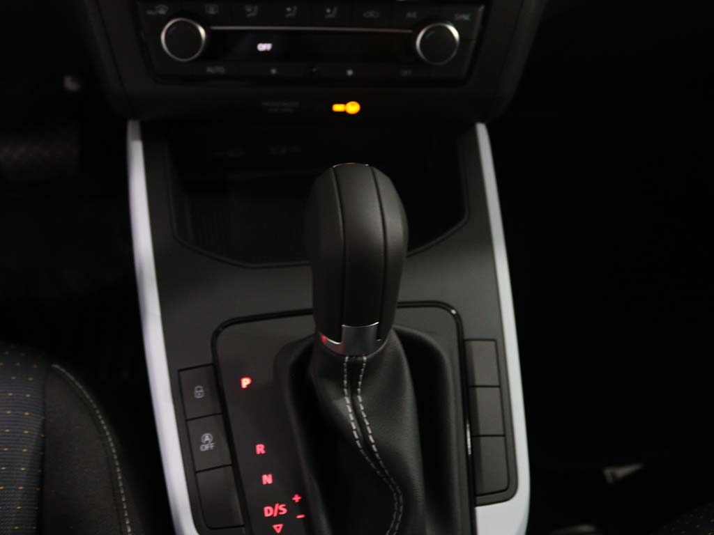 seat-arona-2024-gasolina-999cc