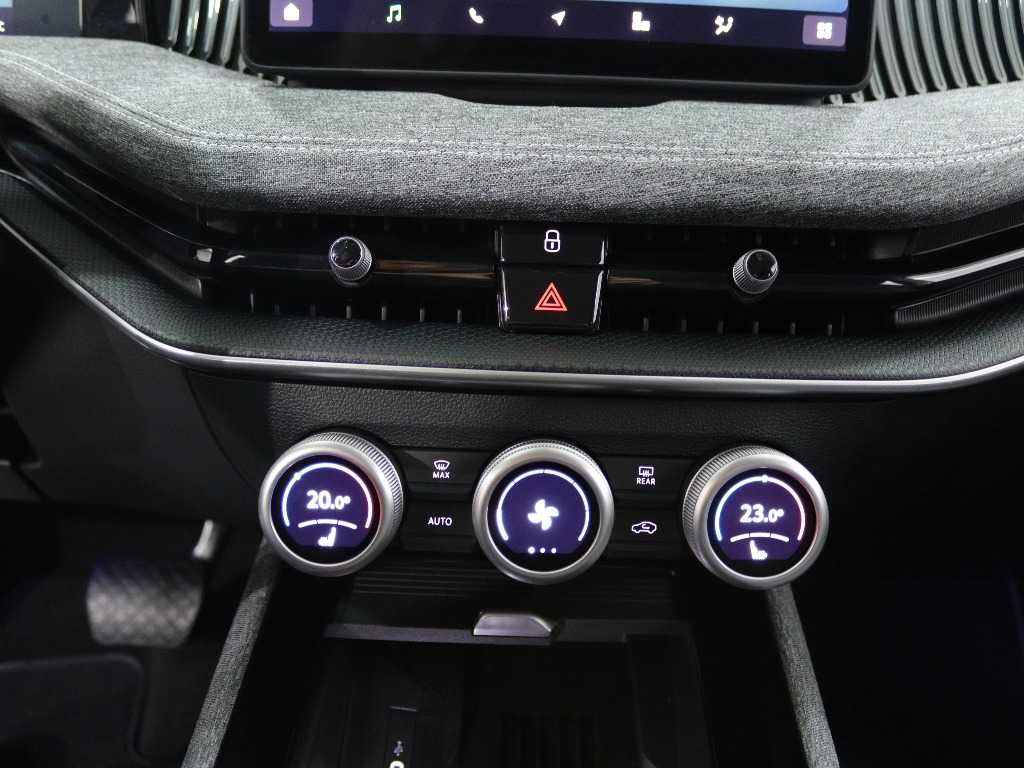 skoda-superb-2025-hibrido-1498cc