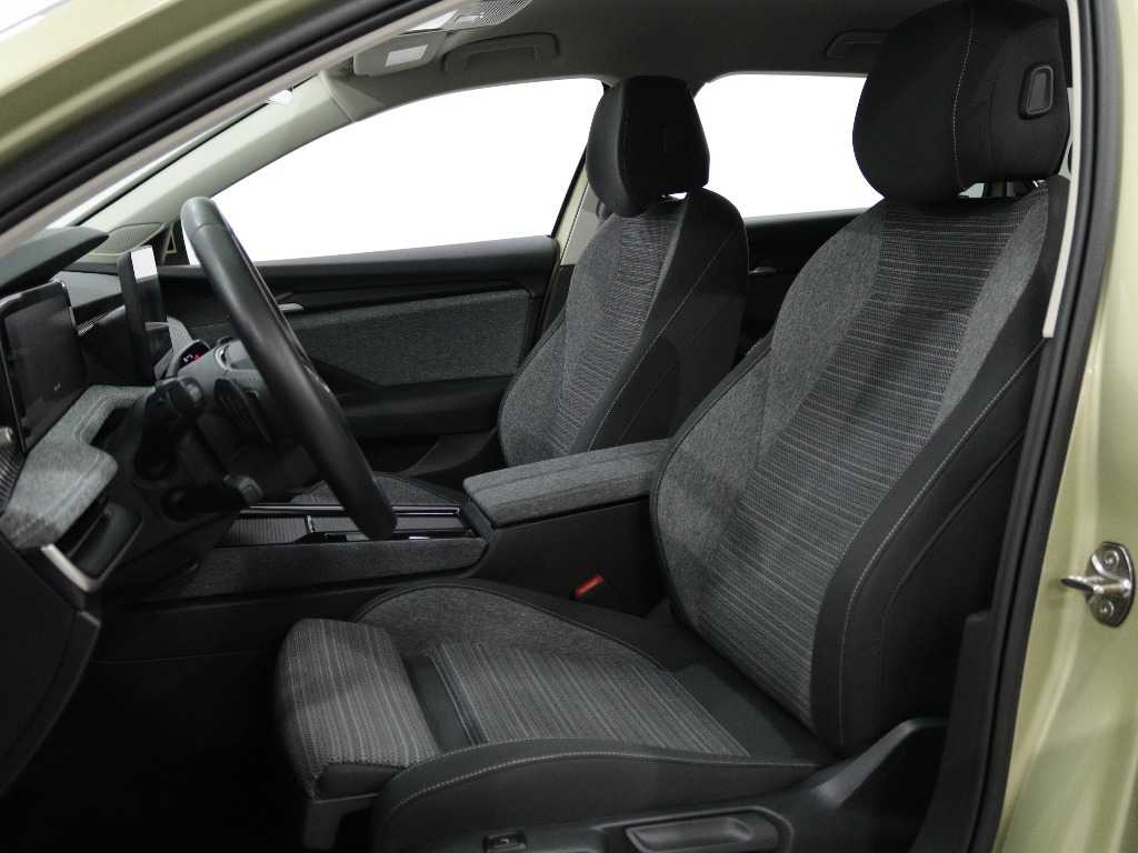 skoda-superb-2025-hibrido-1498cc