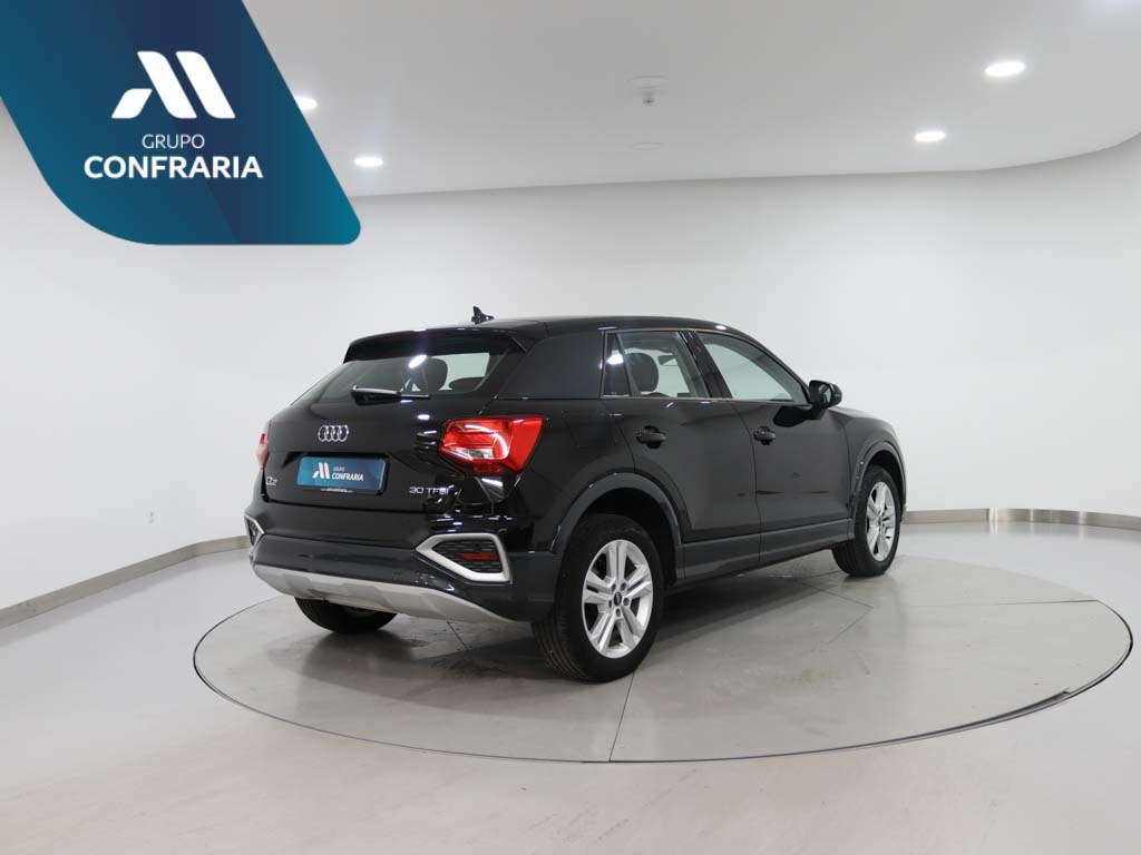 audi-q2-2024-gasolina-999cc