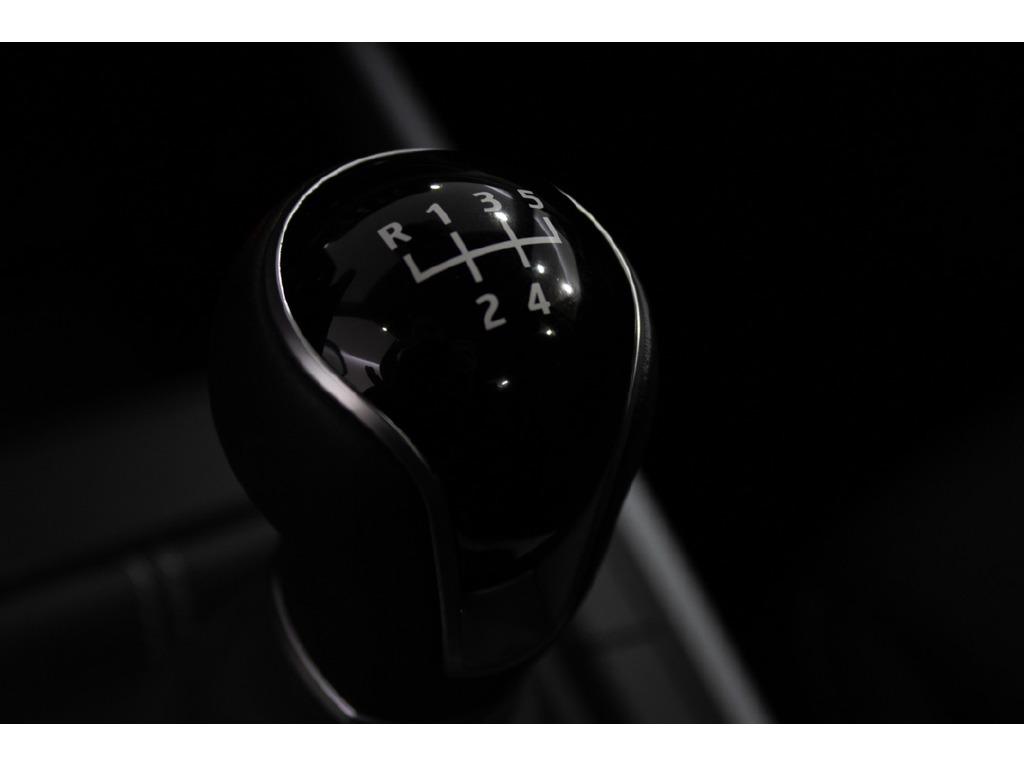 seat-arona-2024-gasolina-999cc