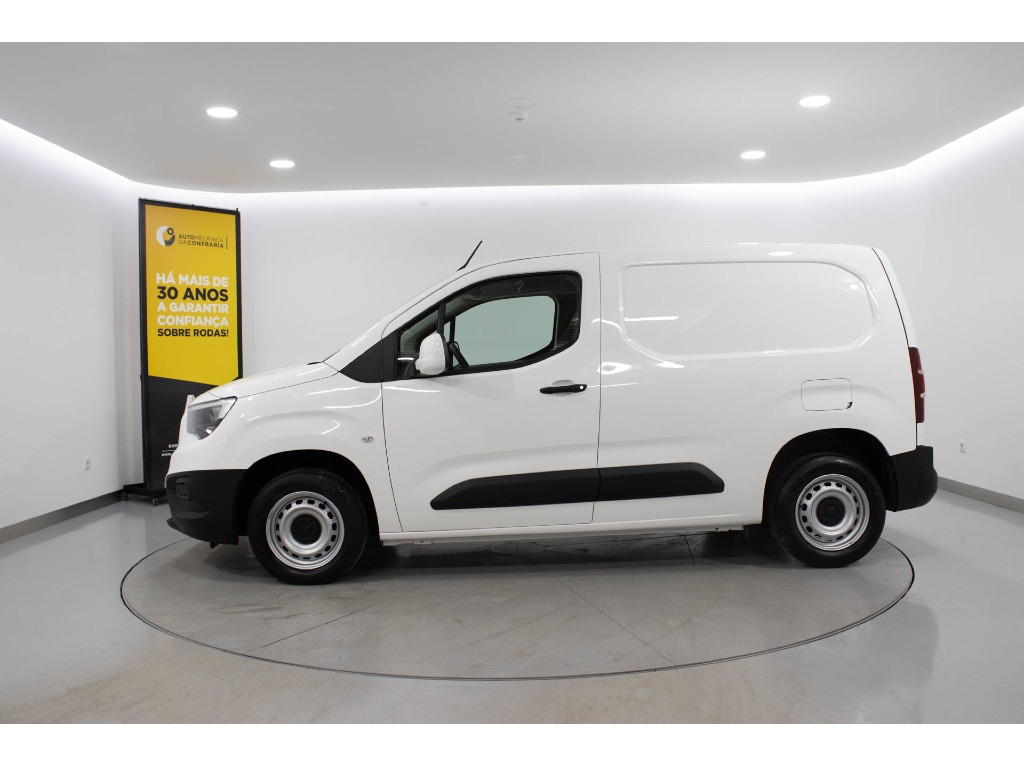 opel-combo-van-2021-diesel-1499cc