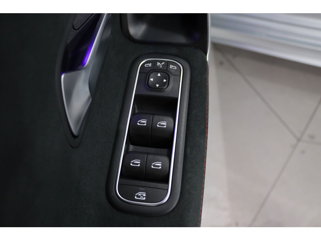 mercedes-benz-classe-a-2024-hibrido-a-gasolina-0cc