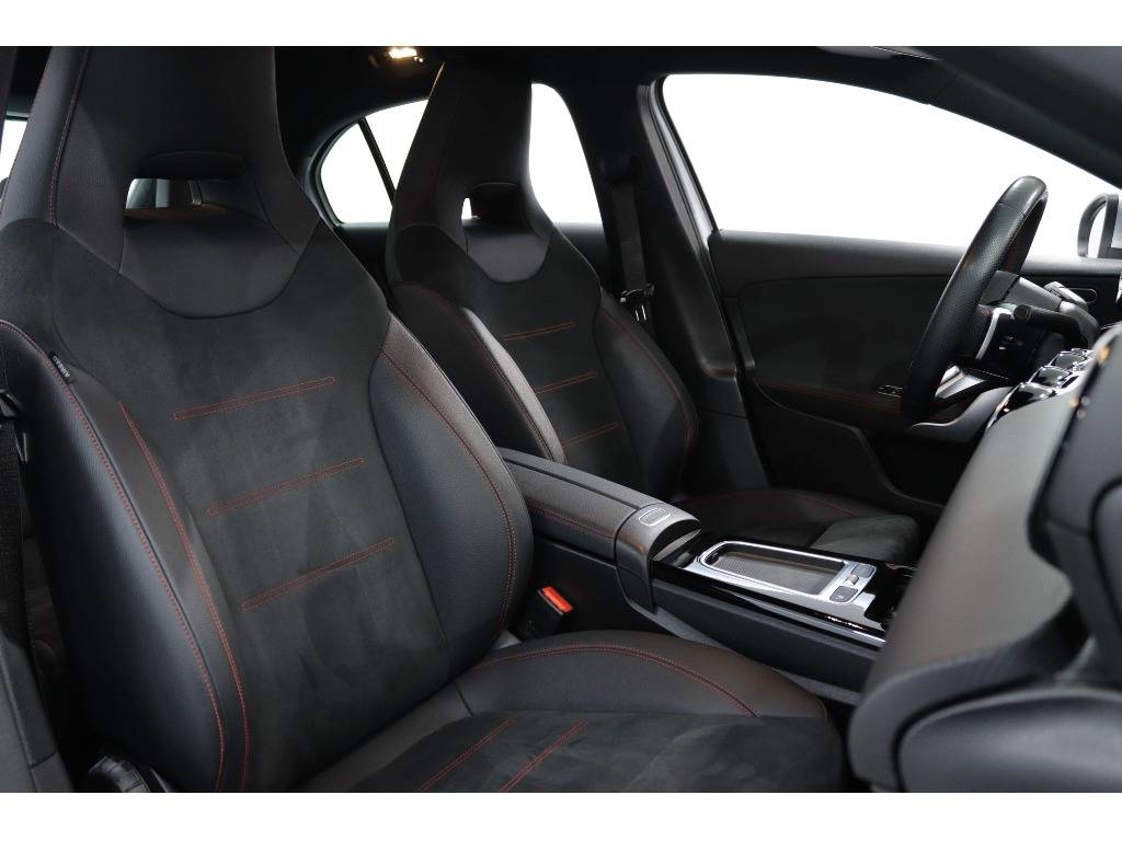 mercedes-benz-classe-a-2024-hibrido-a-gasolina-0cc