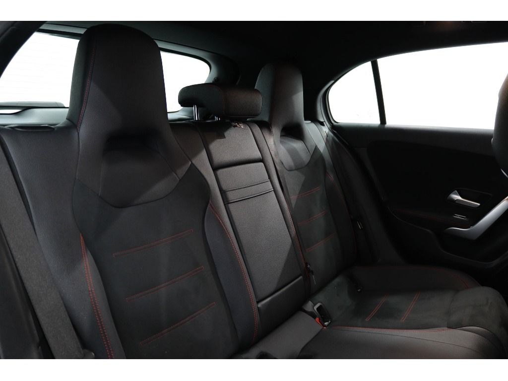 mercedes-benz-classe-a-2024-hibrido-a-gasolina-0cc