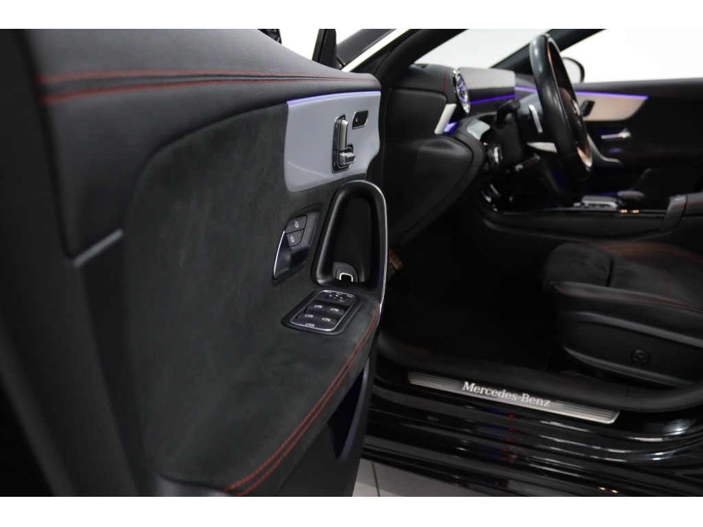 mercedes-benz-cla-2023-hibrido-1332cc