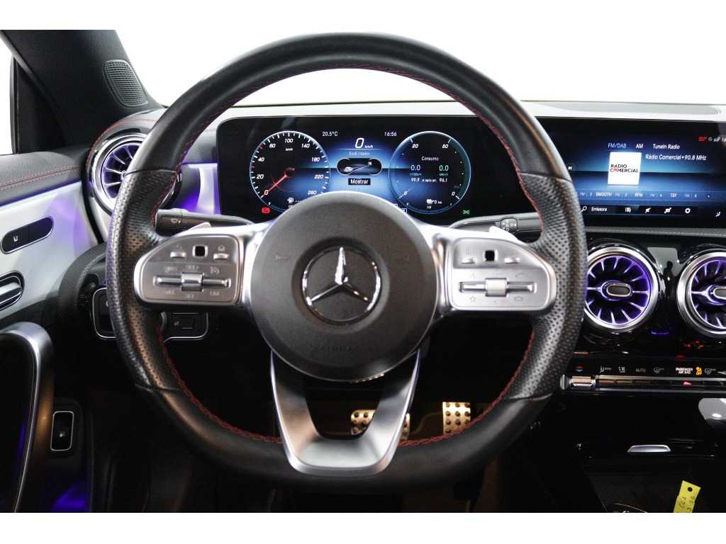 mercedes-benz-cla-2023-hibrido-1332cc