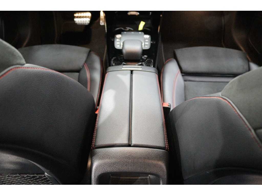 mercedes-benz-cla-2023-hibrido-1332cc