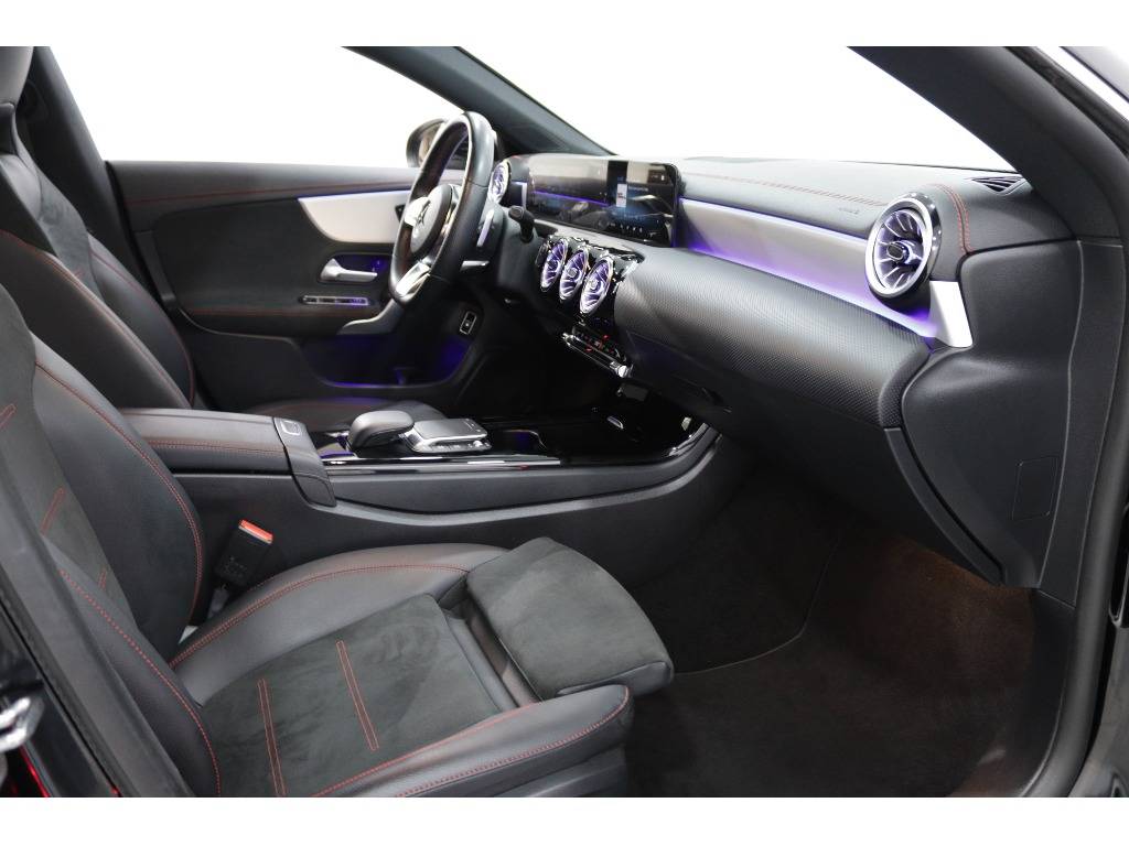 mercedes-benz-cla-2023-hibrido-1332cc