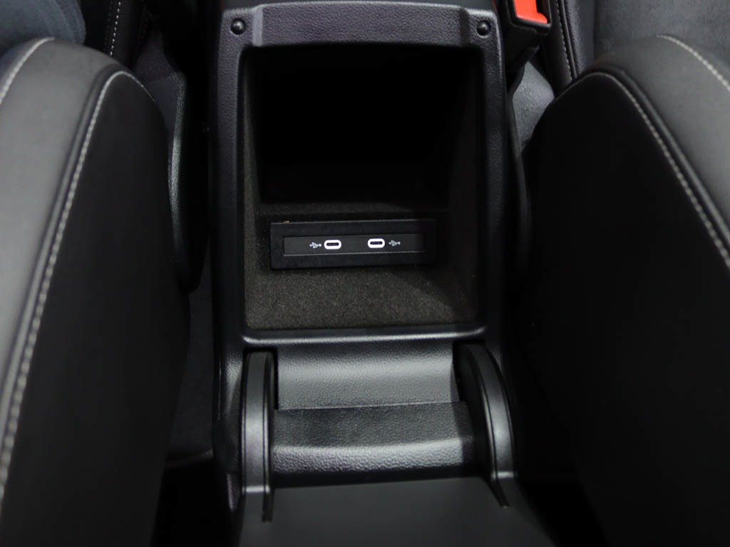volkswagen-arteon-2023-diesel-1968cc