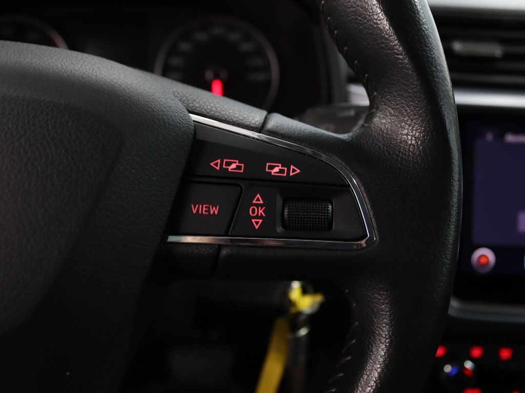 seat-arona-2021-gasolina-999cc
