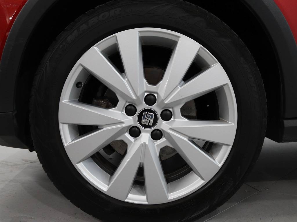 seat-arona-2021-gasolina-999cc