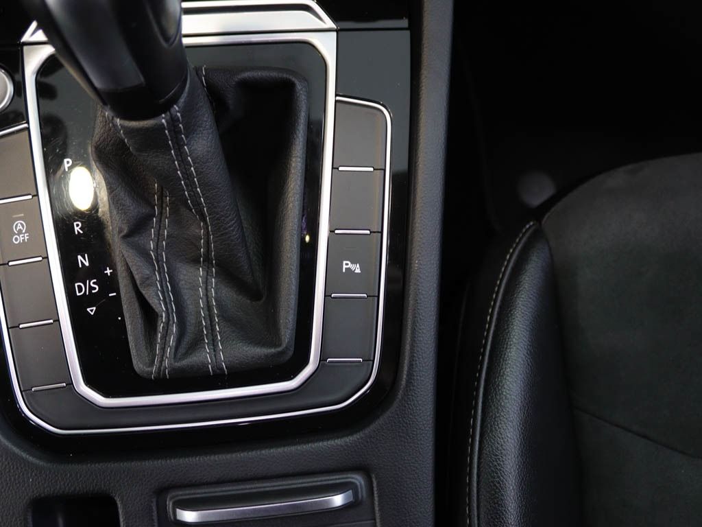 volkswagen-arteon-2023-diesel-1968cc
