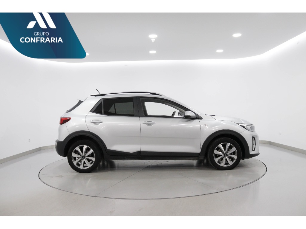 kia-stonic-2023-gasolina-998cc
