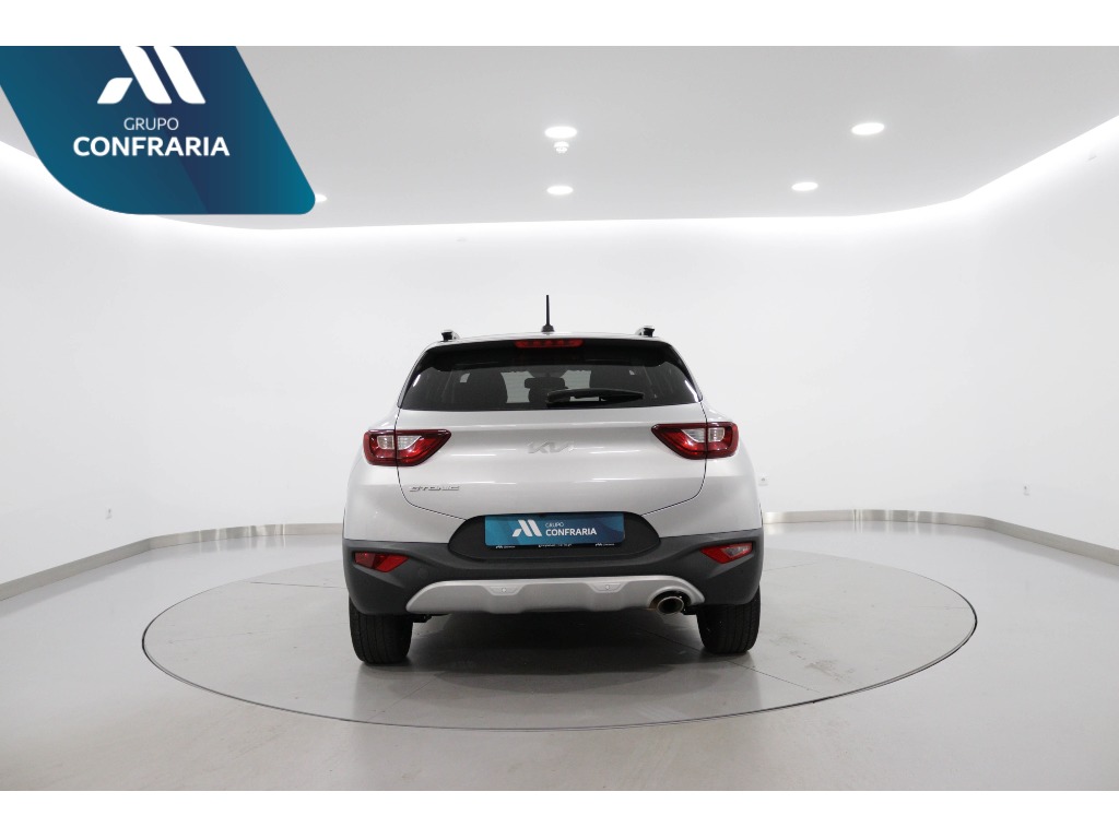 kia-stonic-2023-gasolina-998cc
