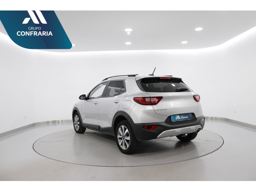kia-stonic-2023-gasolina-998cc