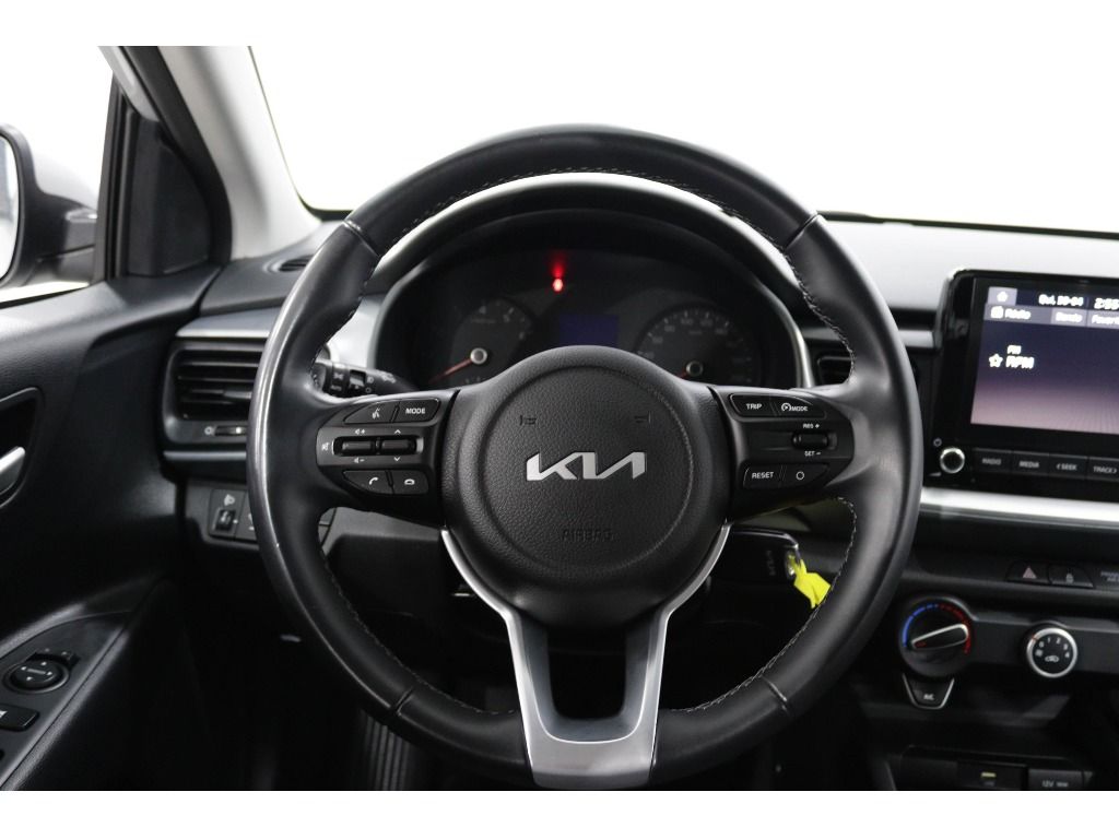 kia-stonic-2023-gasolina-998cc