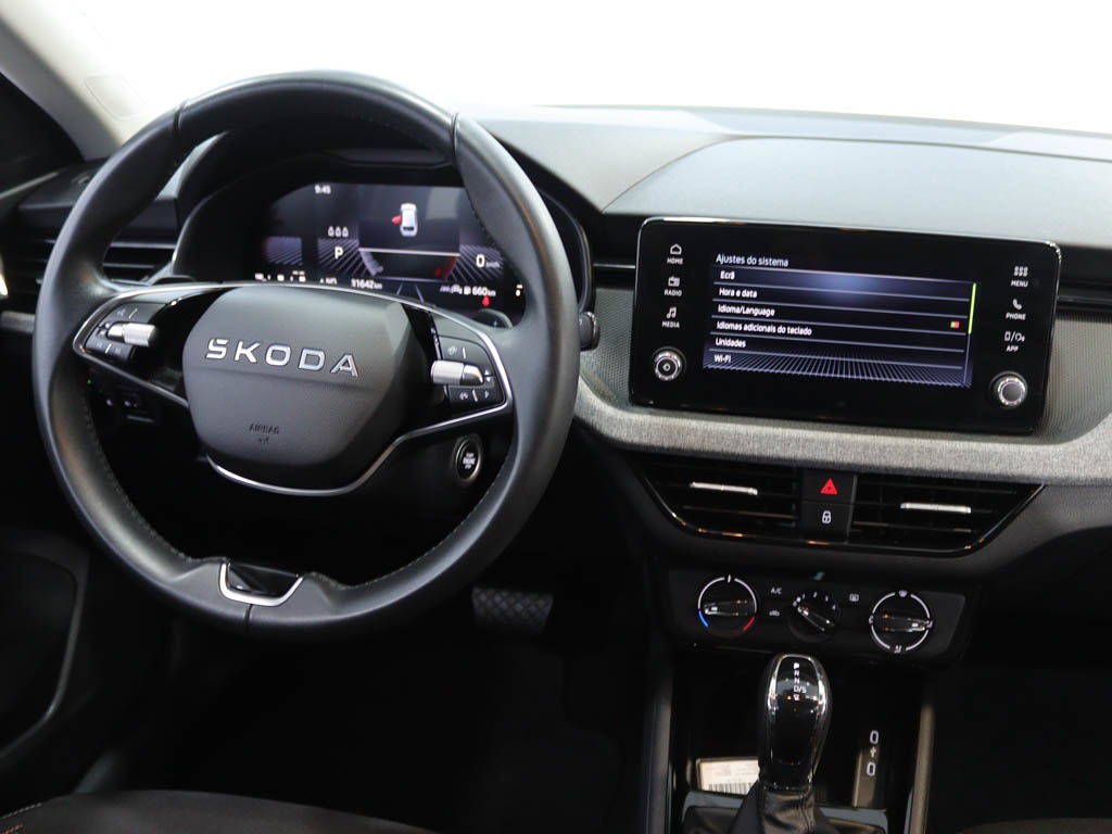 skoda-scala-2025-gasolina-999cc