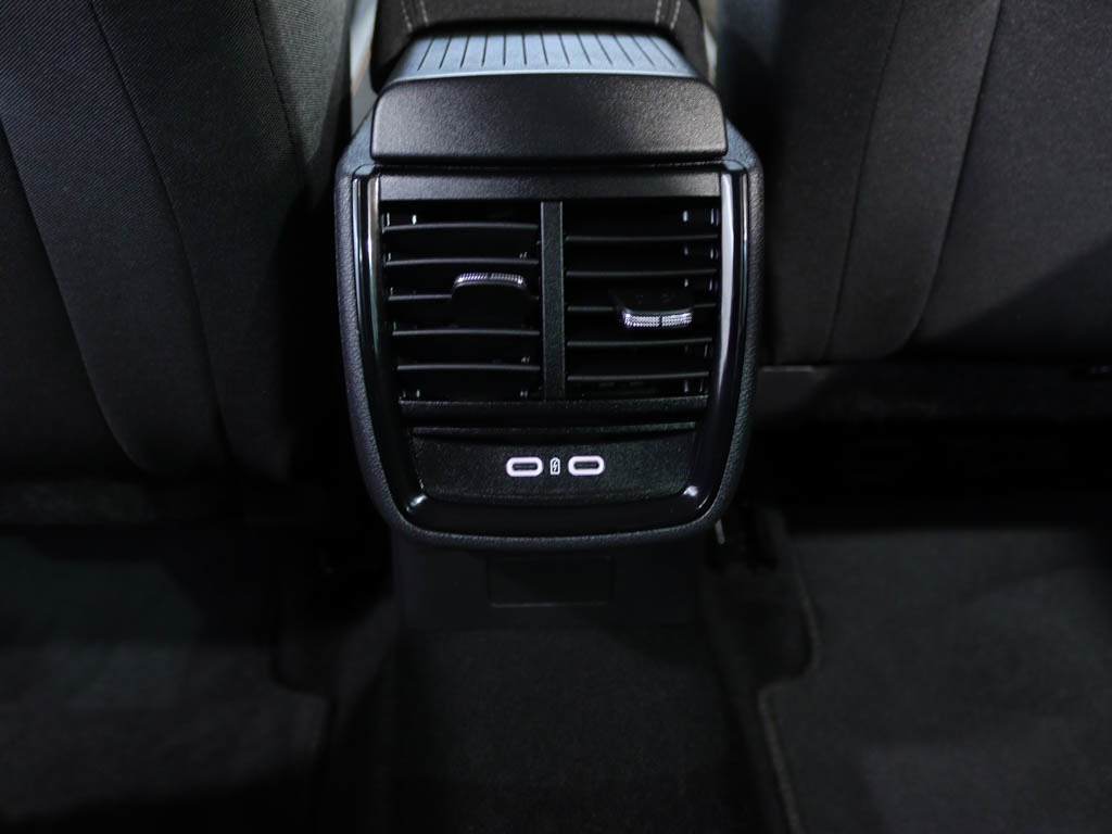 skoda-scala-2025-gasolina-999cc
