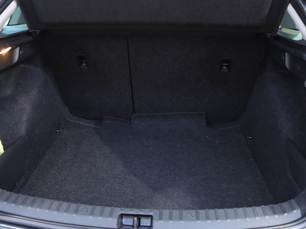 skoda-scala-2025-gasolina-999cc