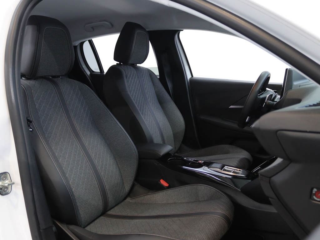 peugeot-208-2025-gasolina-1199cc