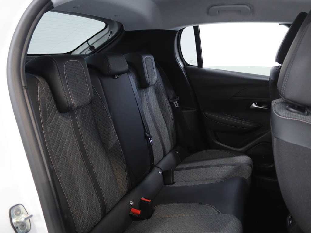 peugeot-208-2025-gasolina-1199cc