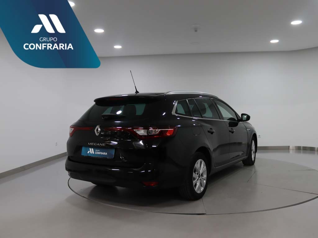 renault-megane-sport-tourer-2021-diesel-1461cc