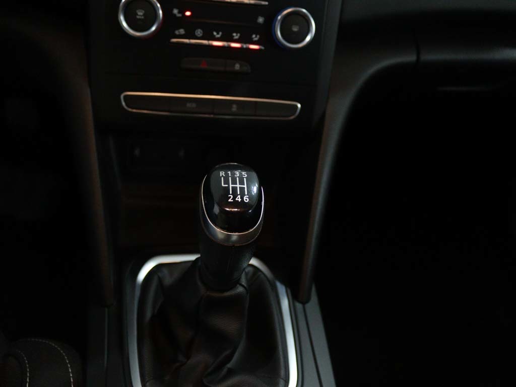 renault-megane-sport-tourer-2021-diesel-1461cc