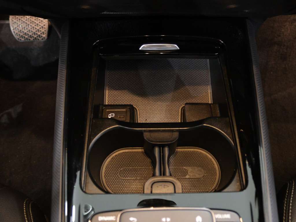 mercedes-benz-gla-2020-diesel-1950cc