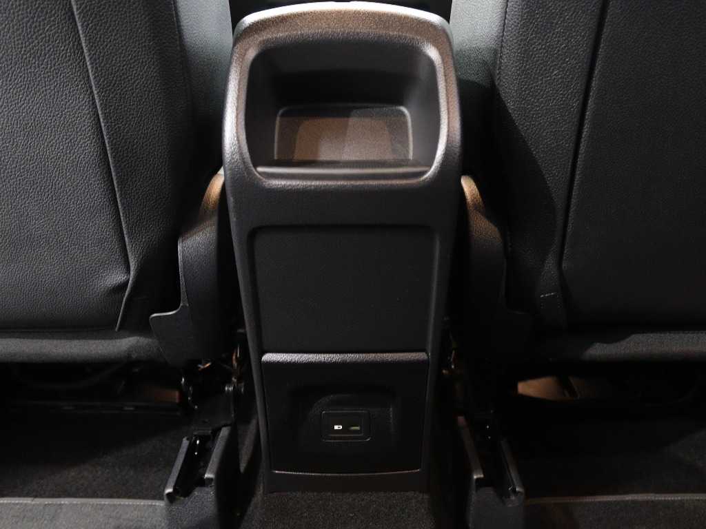 mercedes-benz-gla-2020-diesel-1950cc