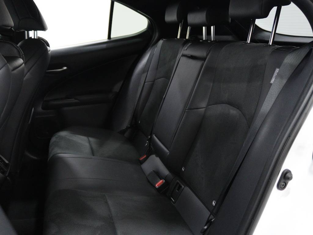 lexus-ux-2021-hibrido-a-gasolina-1987cc