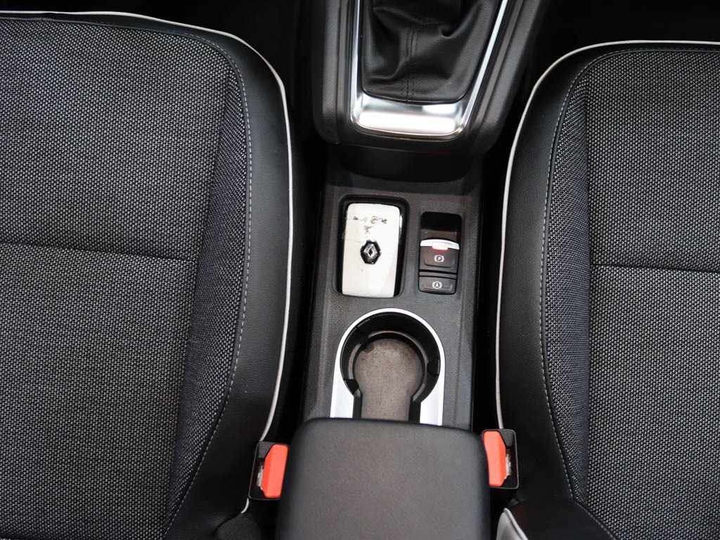 renault-captur-2023-gasolina-999cc
