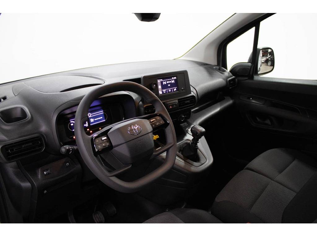 toyota-proace-2025-diesel-1499cc