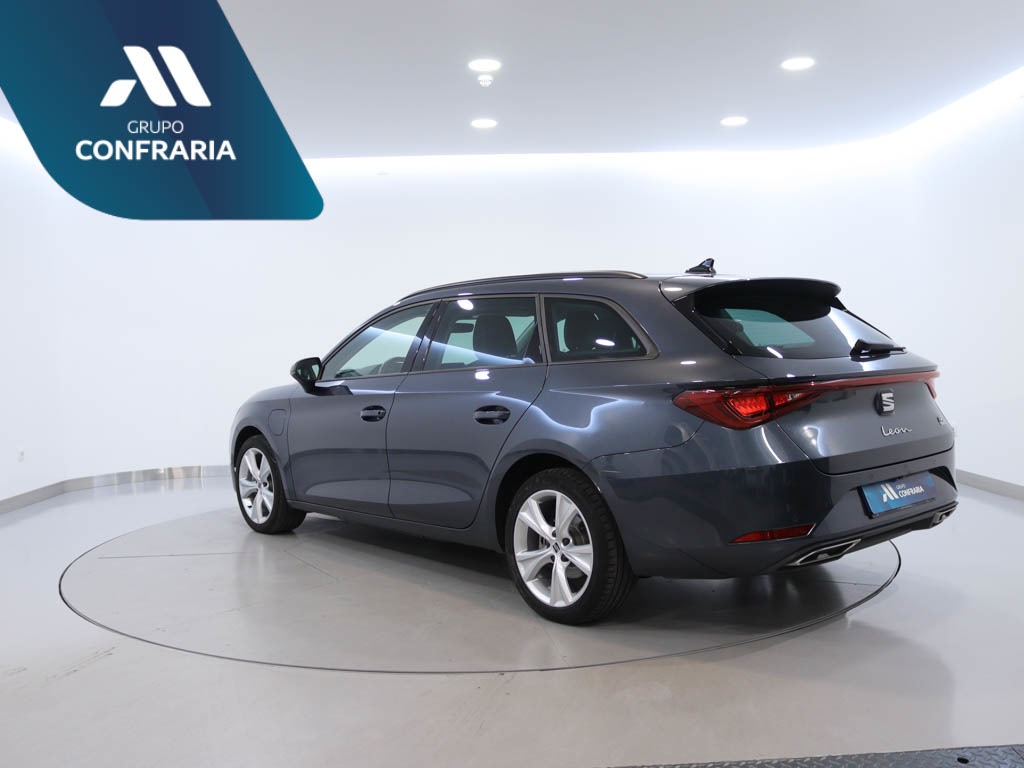 seat-leon-st-2023-hibrido-a-gasolina-1395cc