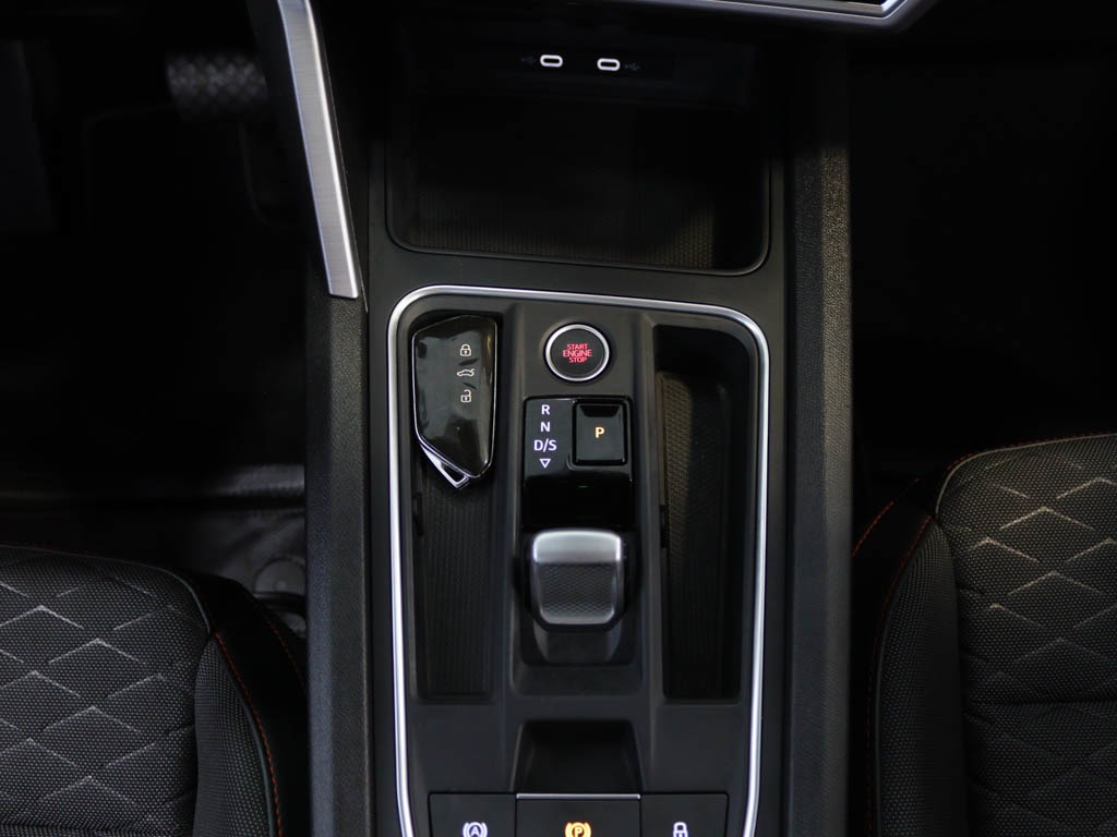 seat-leon-st-2023-hibrido-a-gasolina-1395cc