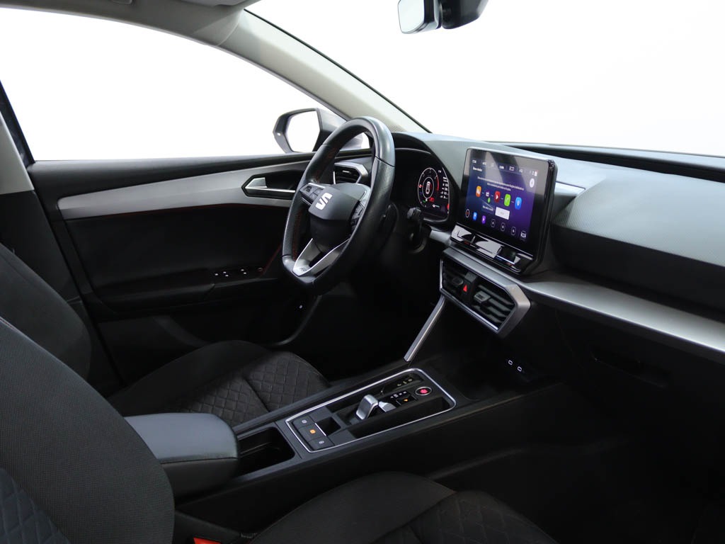 seat-leon-st-2023-hibrido-a-gasolina-1395cc