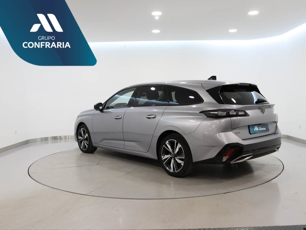 peugeot-308-sw-2022-diesel-1499cc