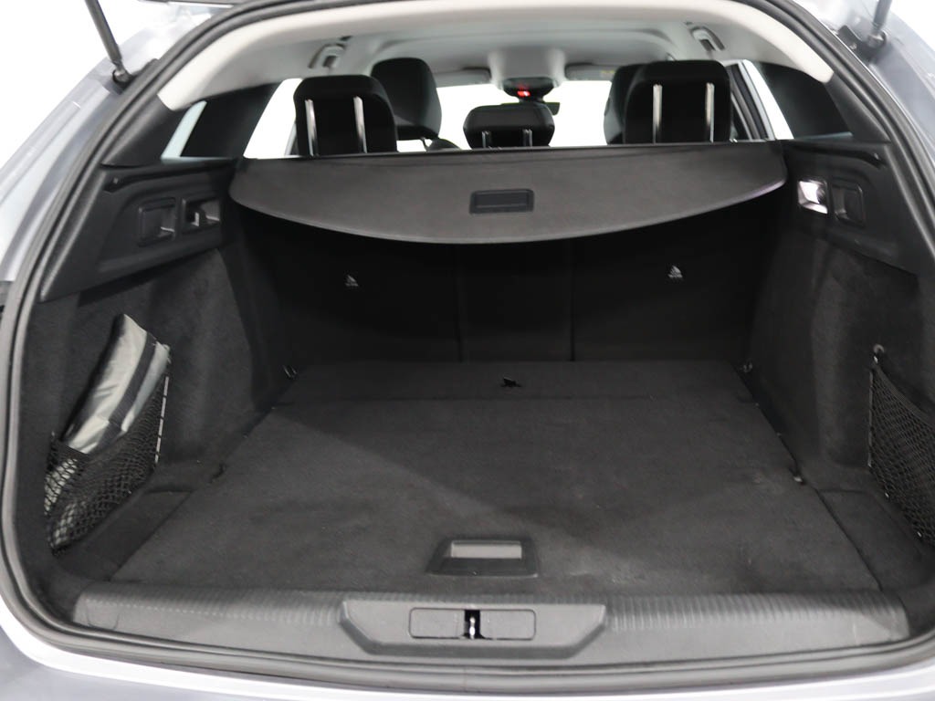 peugeot-308-sw-2022-diesel-1499cc