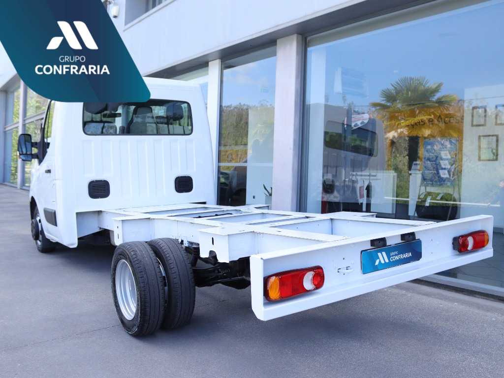 renault-master-2020-diesel-2299cc