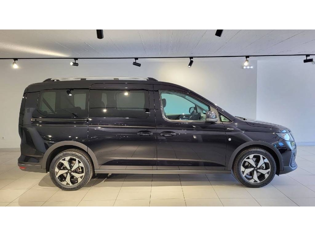 ford-tourneo-2023-gasolina-1498cc