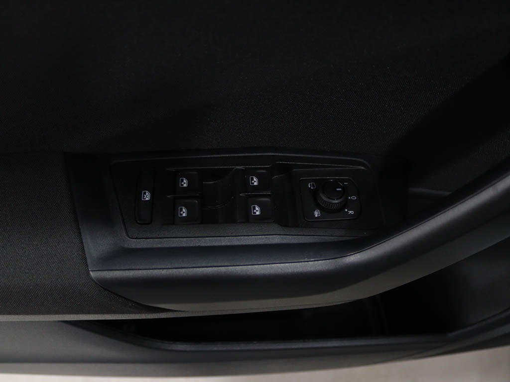 volkswagen-t-roc-2025-gasolina-999cc
