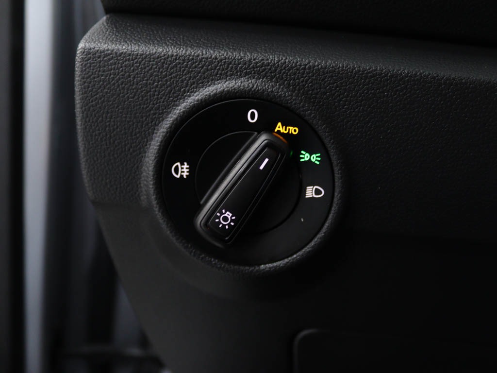volkswagen-t-roc-2025-gasolina-999cc