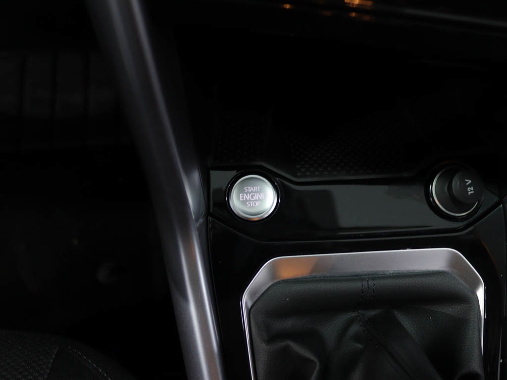 volkswagen-t-roc-2025-gasolina-999cc