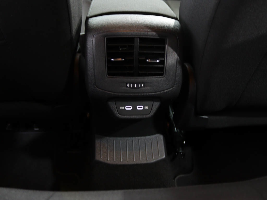volkswagen-t-roc-2025-gasolina-999cc
