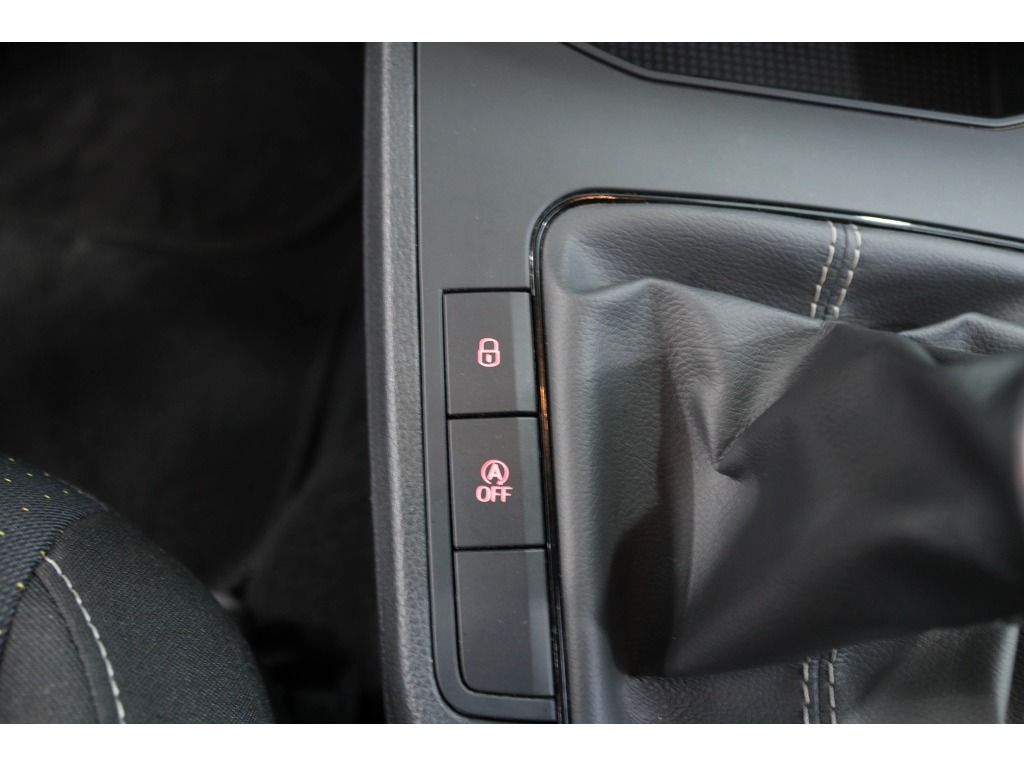 seat-ibiza-2024-gasolina-999cc