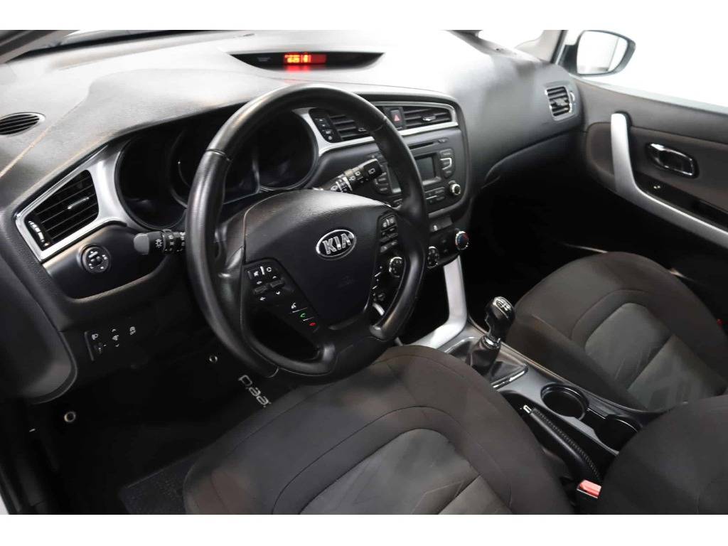 kia-ceed-2016-diesel-1582cc