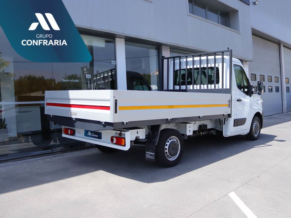 renault-master-2024-diesel-2299cc