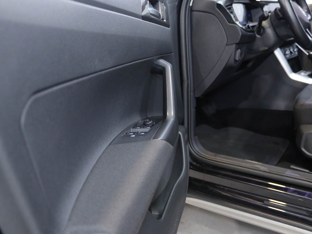 volkswagen-taigo-2025-gasolina-999cc